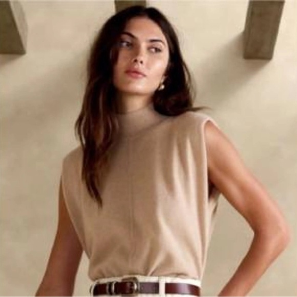 Banana Republic Sweaters - Banana Republic 100% Cashmere Sweater Mock Neck Beige Tan Size M Minimalist